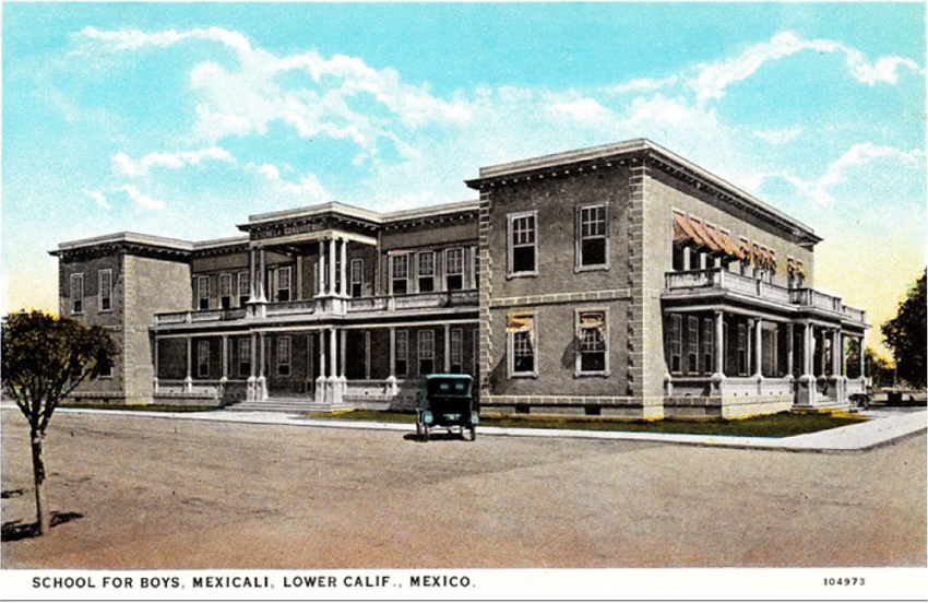 Escuela Cuauht&eacute;moc, inaugurada en 1916