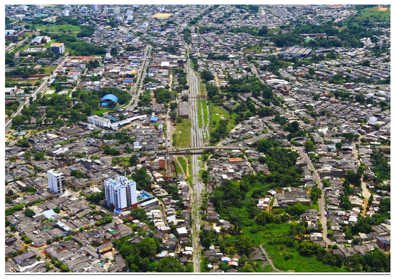 El puente elevado y las v&iacute;as del ferrocarril